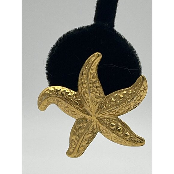 Starfish Pierced Earrings Gold Tone 1.25" Textured Lightweight Stud Post - Picture 3 of 10